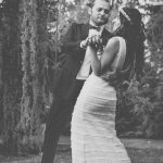 Καλλιτεχνική φωτογραφία γάμου μέσα στο Βοτανικό Κήπο Σταυρούπολη Θεσσαλονίκη